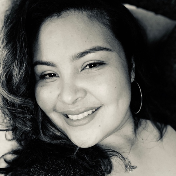 Meet your Posher, Yuri - Picture 1 of 2